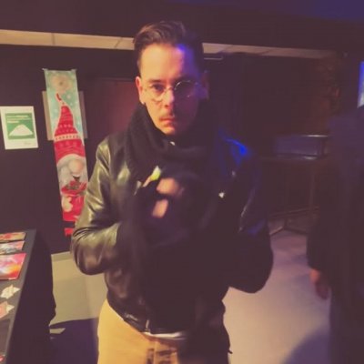 Tu avais pigé que les news t-shirts sont personnalisables ? 
Ils deviendront uniques ! 
For Noël !!! 🎄

Lien de la boutique dans la BIO !!
🔻Joyeux Noël 🔻🎄🌟💋😘